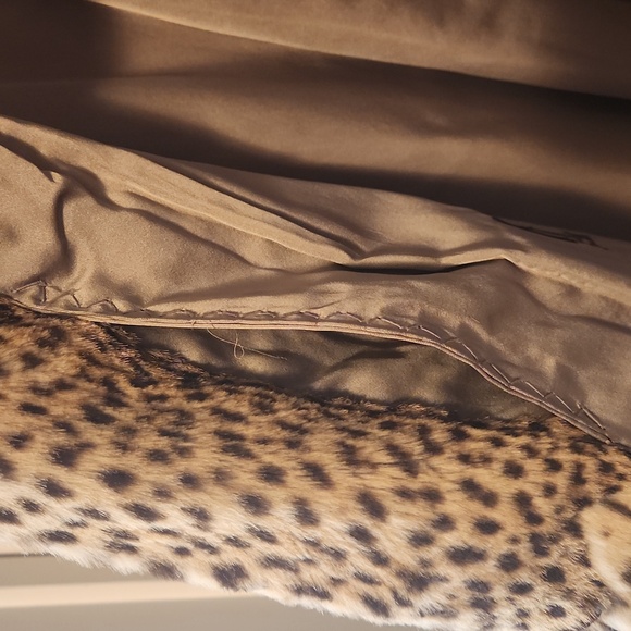 Vintage Fur Coat - Picture 7 of 10